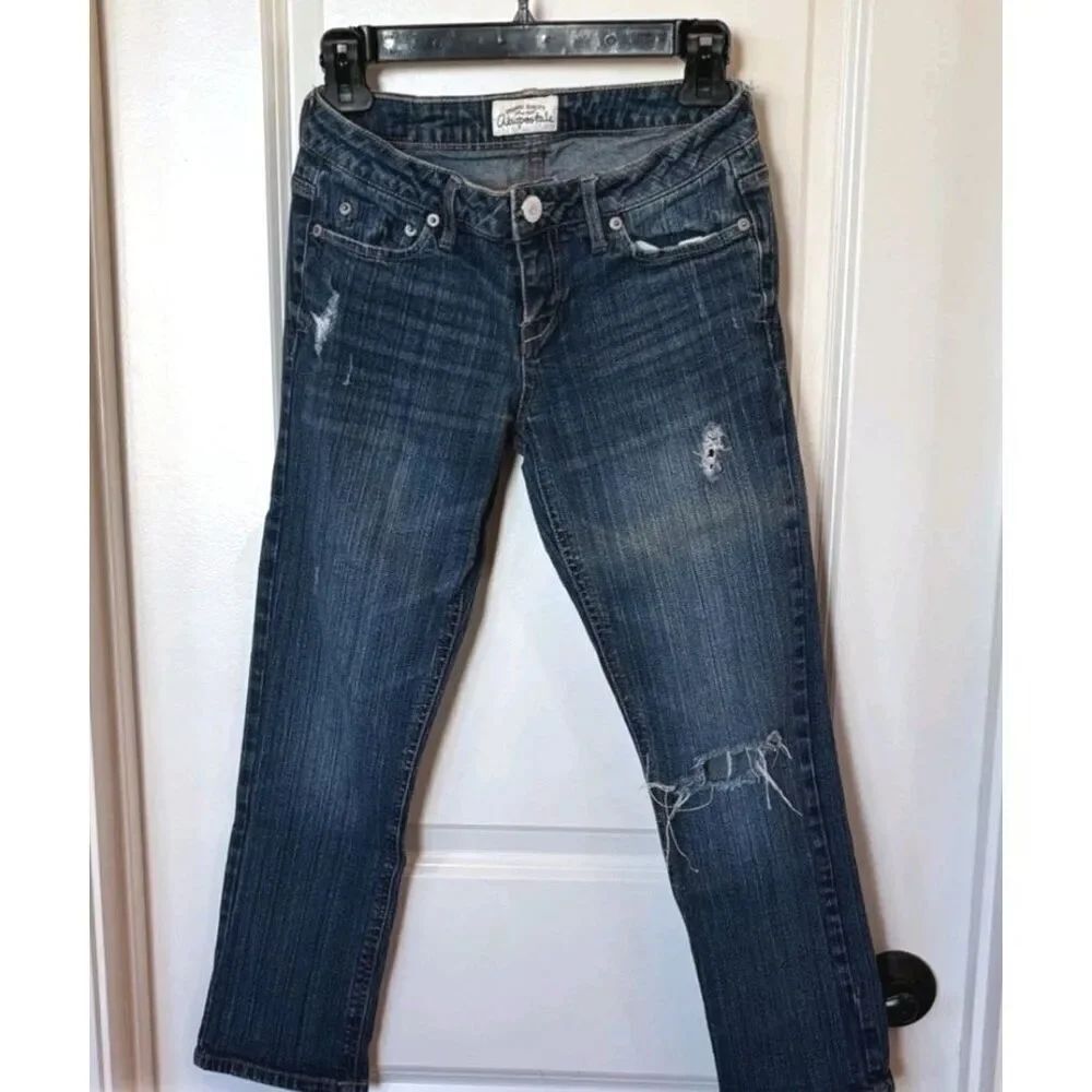 Aeropostale Bayla Skinny CapriโJuniors Size 1/2 Dark Wash Distressed Denim Jeans